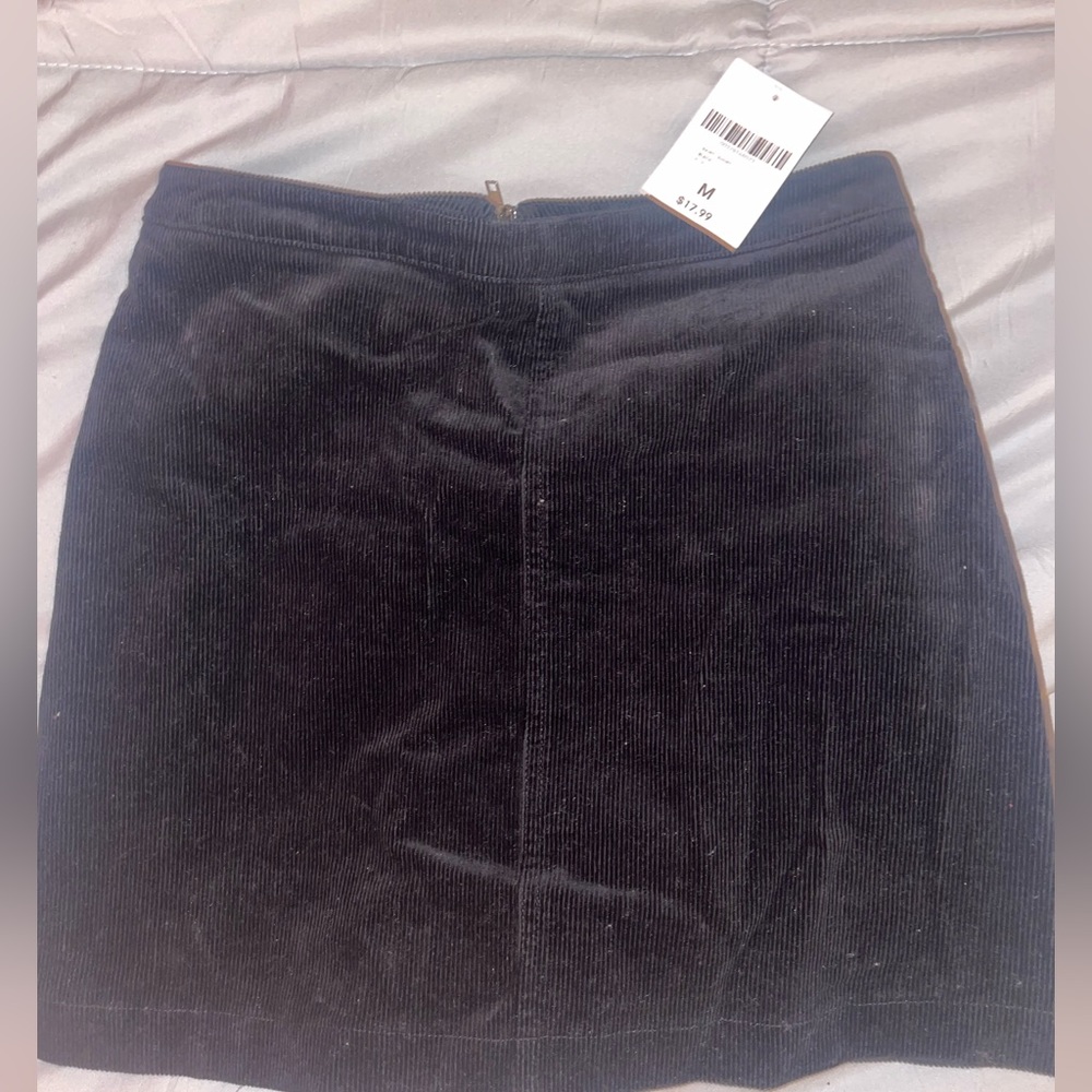 Black skirt